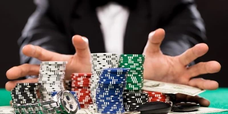 Bỏ túi các kinh nghiệm chơi poker thắng tiền lớn